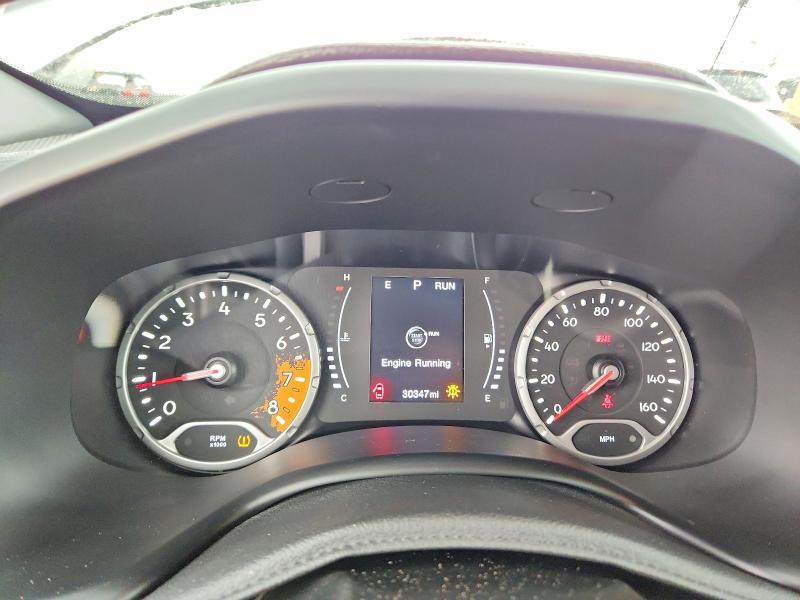 Photo 9 from auction – 2018 JEEP RENEGADE with VIN ZACCJABB0JPH32221