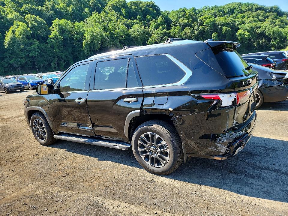 Photo 2 from auction – 2024 TOYOTA SEQUOIA with VIN 7SVAAABA1RX025707