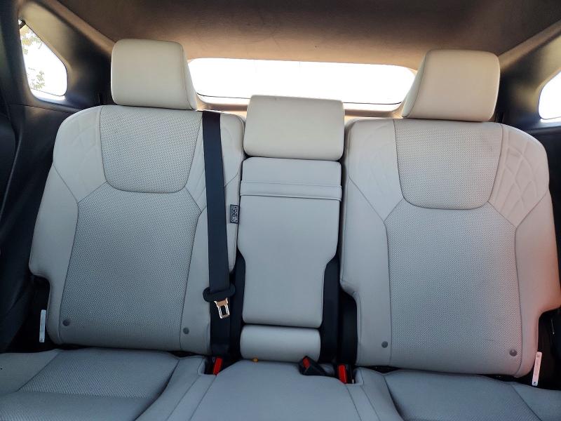 Photo 10 from auction – 2023 LEXUS RX 350H with VIN 2T2BBMCA3PC003467