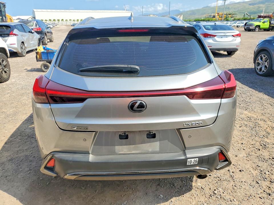 Photo 6 from auction – 2019 LEXUS UX with VIN JTHY3JBH8K2009277