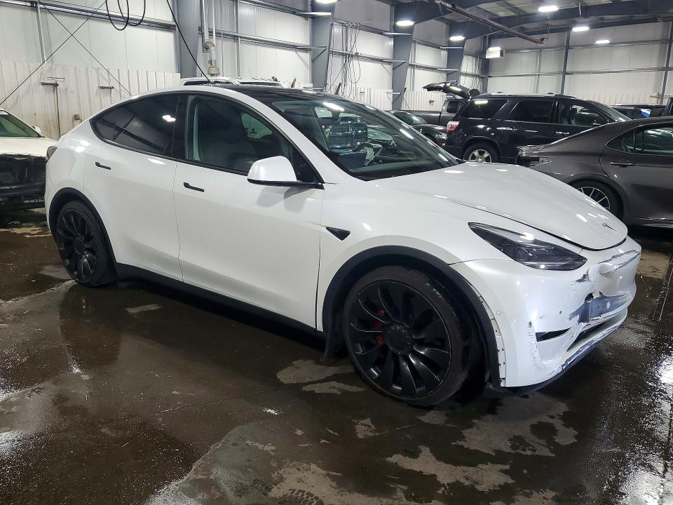 Photo 4 from auction – 2022 TESLA MODEL Y with VIN 7SAYGDEF1NF445068