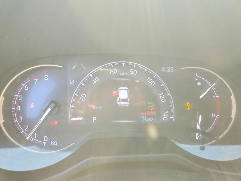 Photo 9 from auction – 2019 TOYOTA RAV4 with VIN JTMN1RFV3KD514253