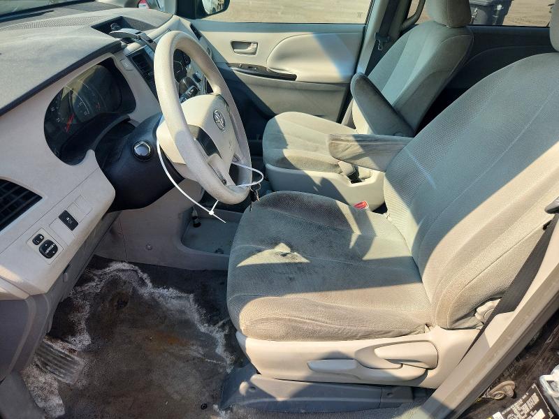 Photo 7 from auction – 2011 TOYOTA SIENNA with VIN 5TDZK3DC9BS050290