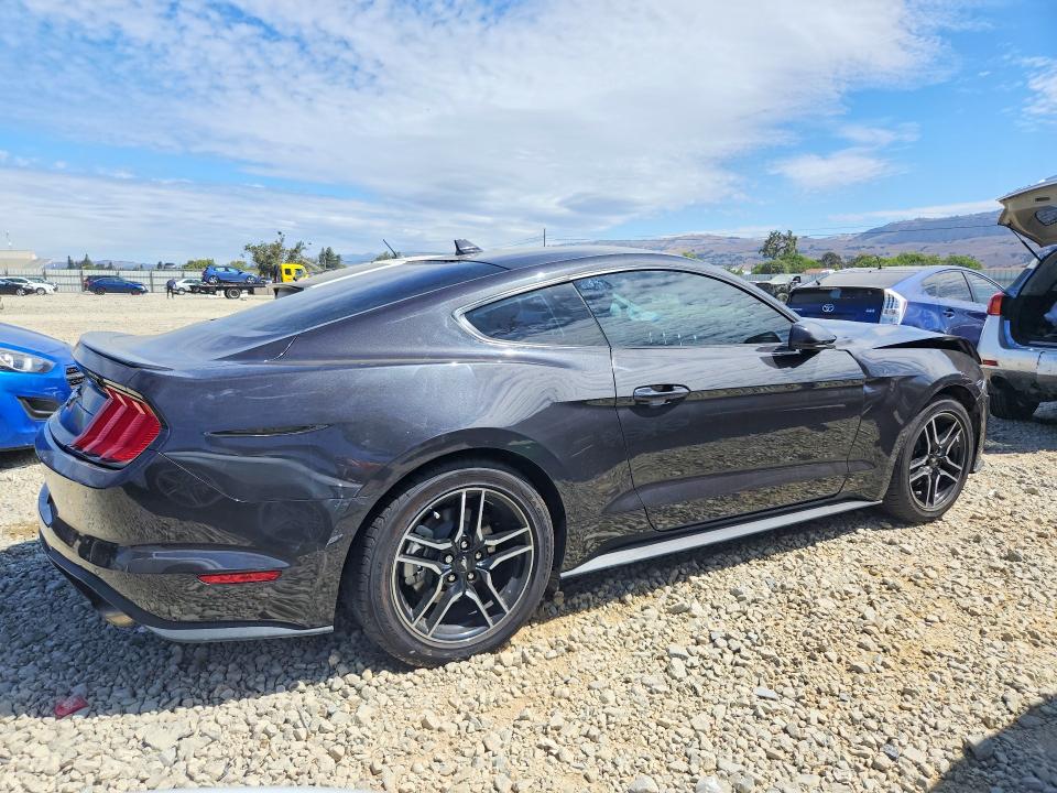 Photo 3 from auction – 2022 FORD MUSTANG with VIN 1FA6P8TH7N5111313