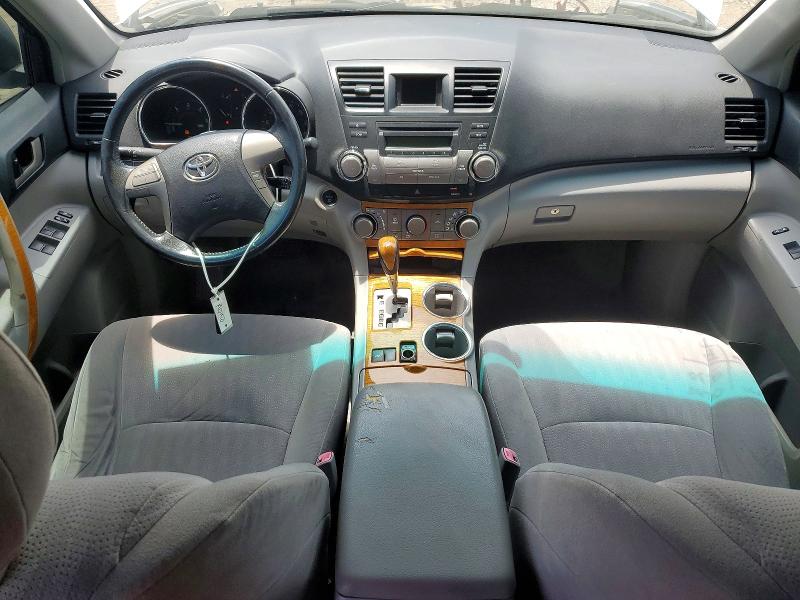 Photo 8 from auction – 2010 TOYOTA HIGHLANDER with VIN JTEBW3EH3A2041120