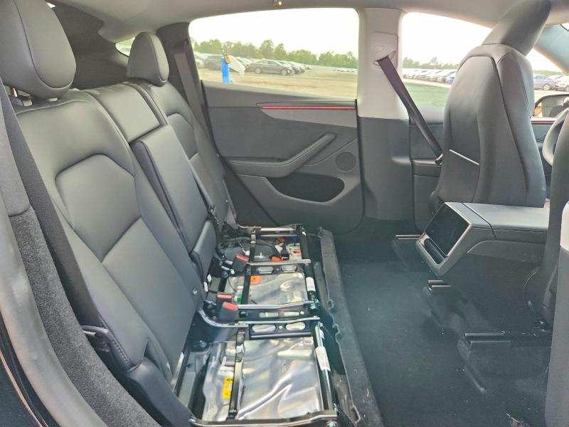Photo 10 from auction – 2026 TESLA MODEL Y with VIN 7SAYGDEE9TA584723
