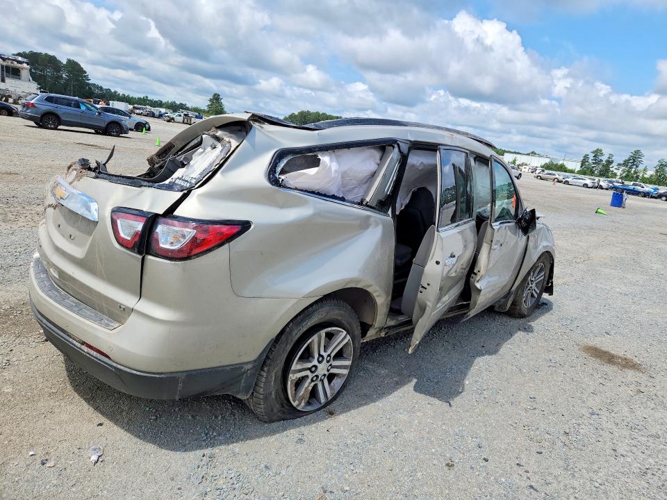 Photo 3 from auction – 2017 CHEVROLET TRAVERSE with VIN 1GNKVGKD8HJ111248