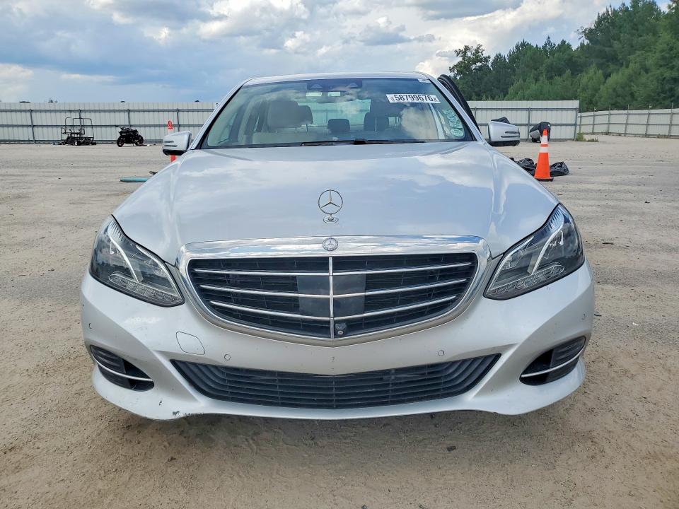 Photo 5 from auction – 2016 MERCEDES-BENZ E with VIN WDDHF8JBXGB167471