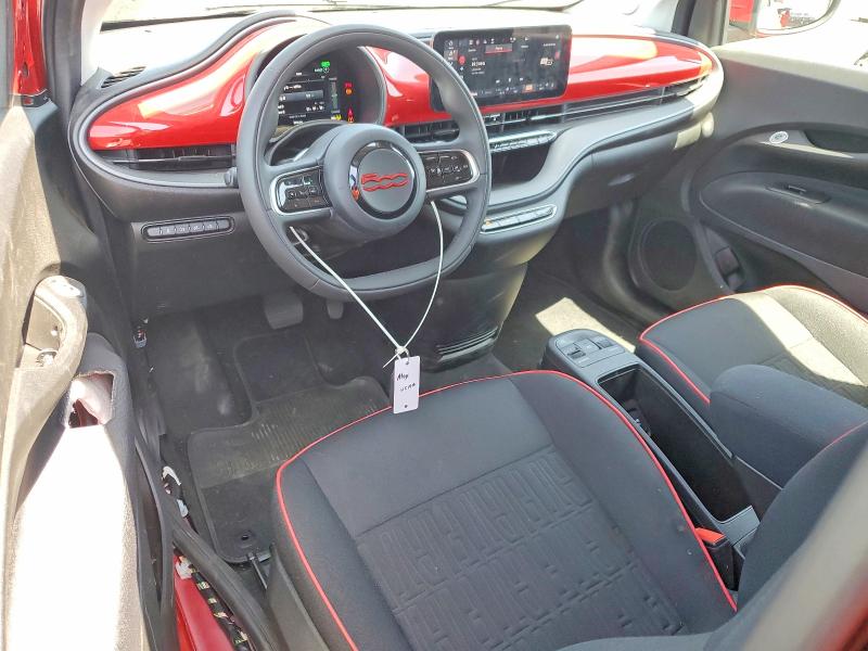 Photo 8 from auction – 2024 FIAT 500 with VIN ZFAFFAA44RX204442