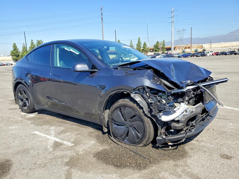 صورة رقم 4 من المزاد - 2026 TESLA MODEL Y مع VIN 7SAYGDEEXTF346785