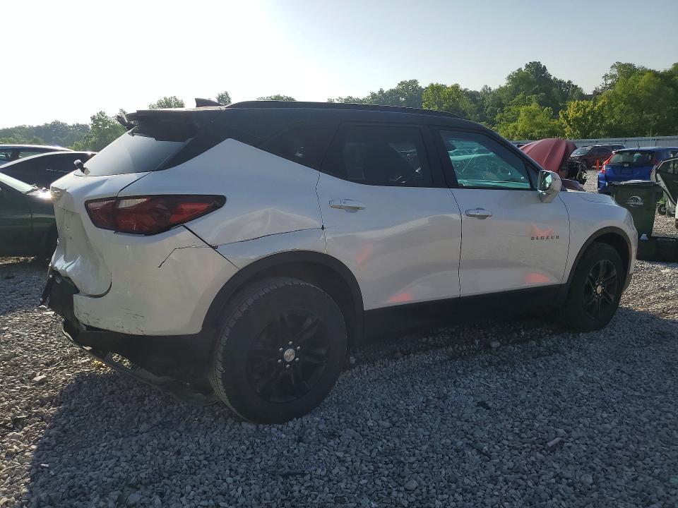 Photo 3 from auction – 2020 CHEVROLET BLAZER with VIN 3GNKBBRA6LS597654