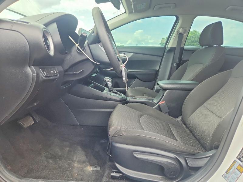 Photo 7 from auction – 2019 KIA FORTE with VIN 3KPF24AD0KE085963