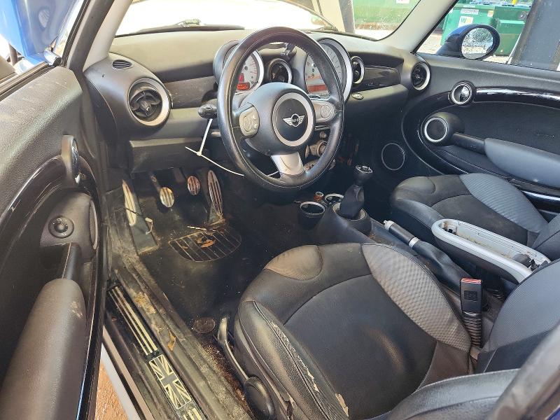 Photo 8 from auction – 2008 MINI COOPER with VIN WMWMF73568TT90142