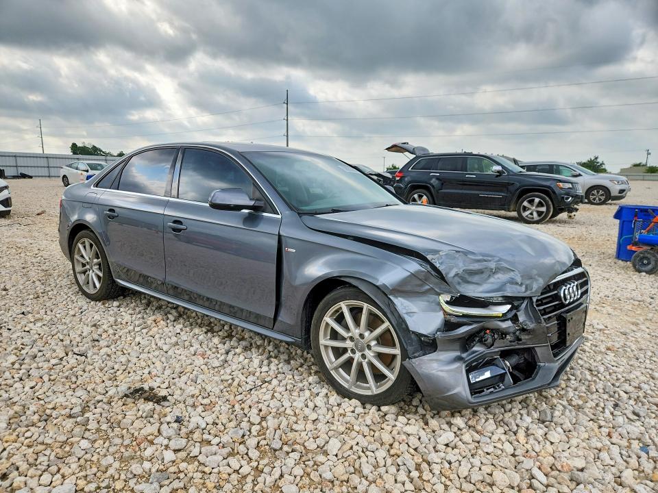 صورة رقم 4 من المزاد - 2015 AUDI A4 مع VIN WAUFFAFL9FN035581