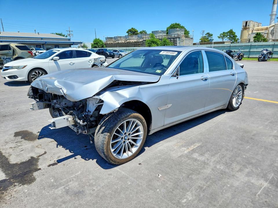 BMW 750 2013 with VIN WBAYF8C58DD141062 - Photo from auction