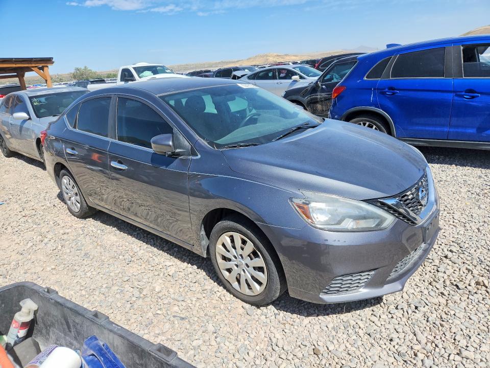 Photo 4 from auction – 2017 NISSAN SENTRA with VIN 3N1AB7AP9HY253485