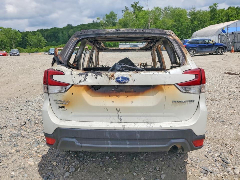 Photo 6 from auction – 2019 SUBARU FORESTER with VIN JF2SKAEC4KH527007