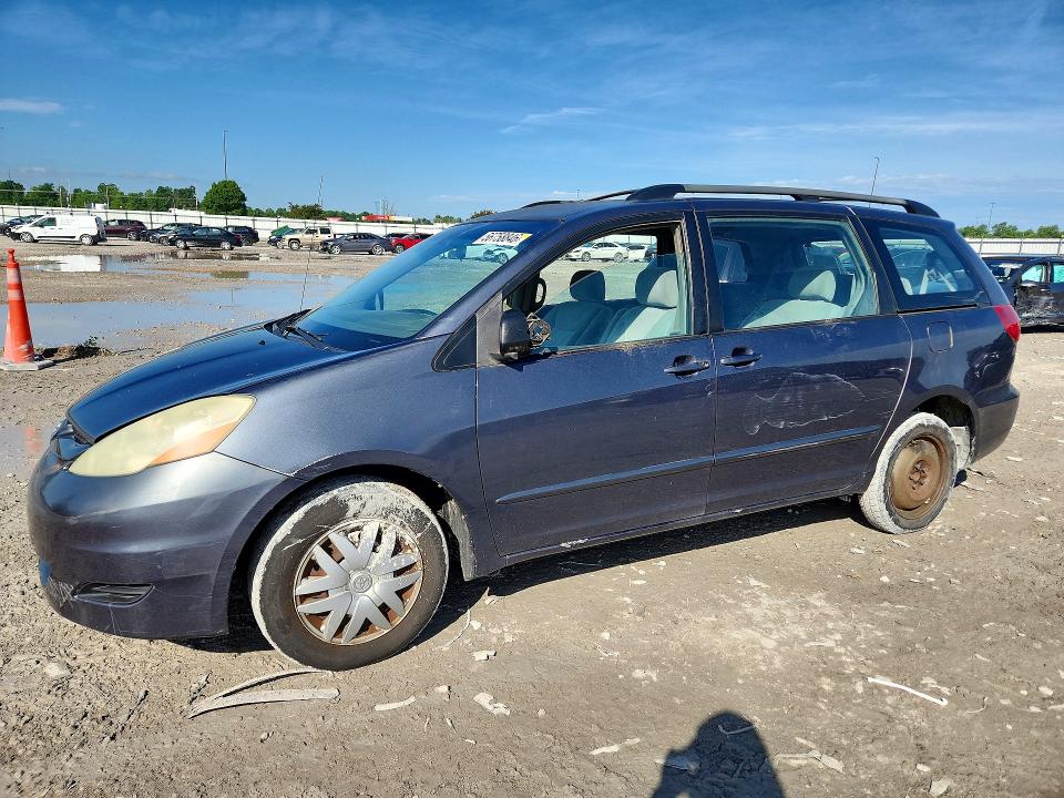 TOYOTA SIENNA 2006 with VIN 5TDZA23C36S509446 - Photo from auction