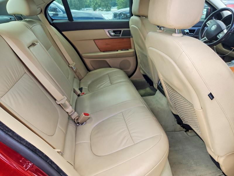 Photo 10 from auction – 2010 JAGUAR XF with VIN SAJWA0FA8AHR65894