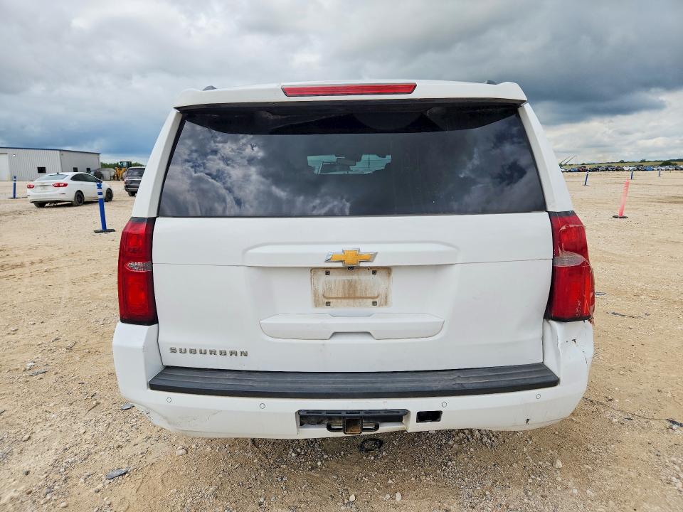 Photo 6 from auction – 2016 CHEVROLET SUBURBAN with VIN 1GNSCHKC5GR403510