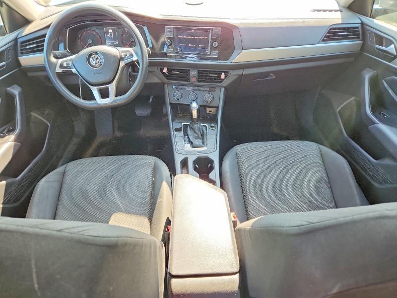 Photo 8 from auction – 2019 VOLKSWAGEN JETTA with VIN 3VWC57BU7KM158159
