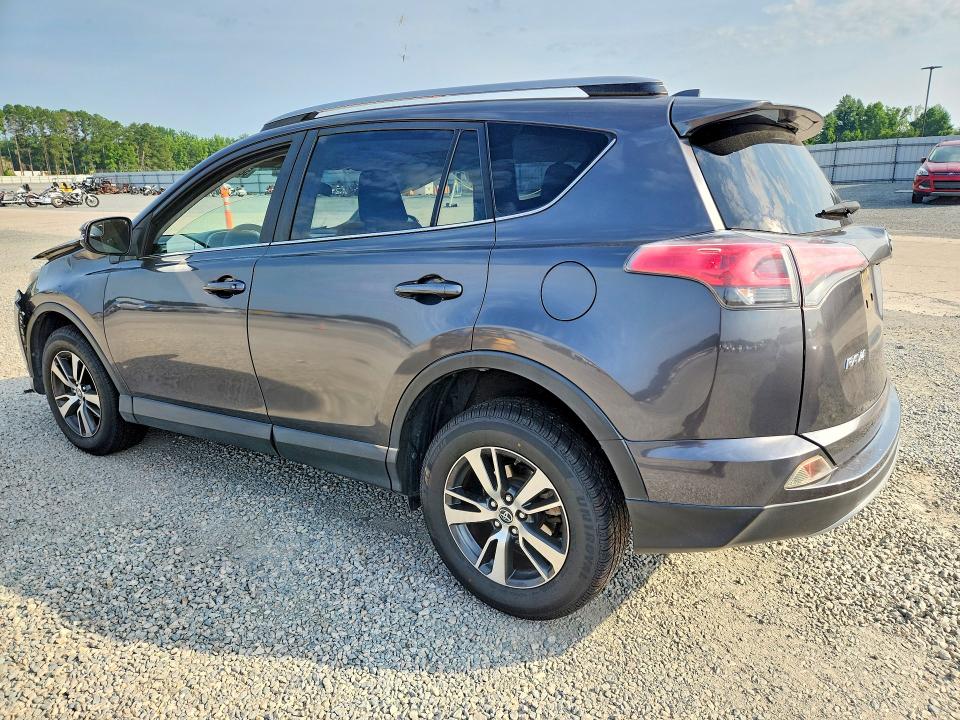 Photo 2 from auction – 2017 TOYOTA RAV4 with VIN JTMWFREV5HJ701706