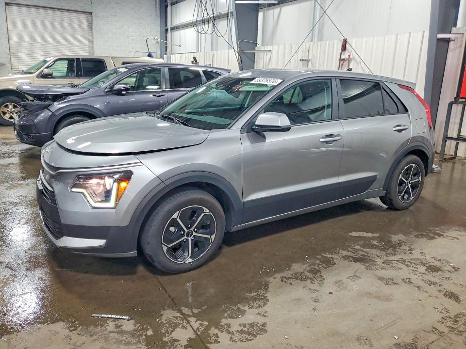 KIA NIRO 2024 with VIN KNDCP3LE3R5164960 - Photo from auction