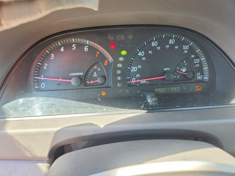 Photo 9 from auction – 2003 TOYOTA CAMRY with VIN 4T1BE32K93U744117