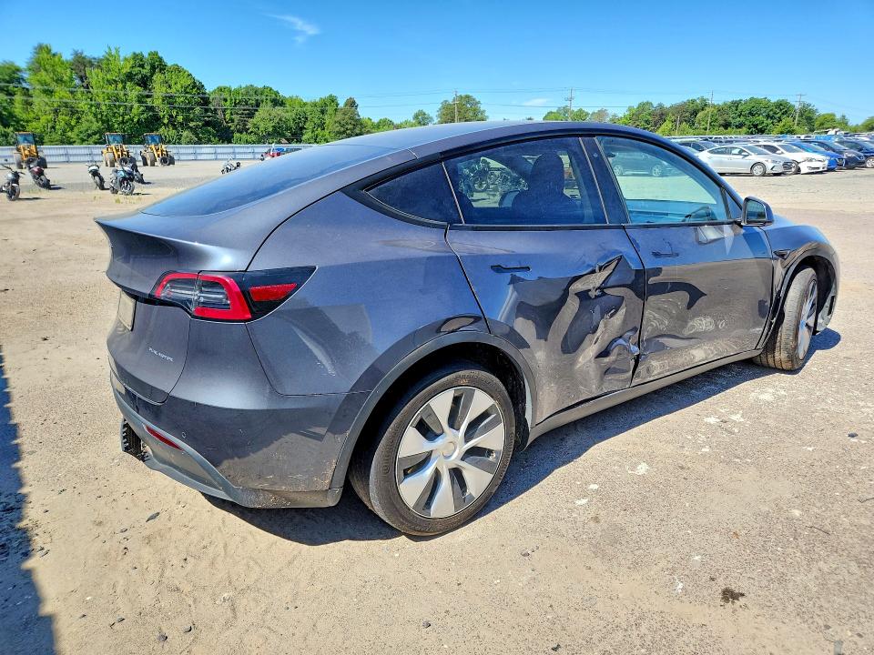 Photo 3 from auction – 2020 TESLA MODEL Y with VIN 5YJYGDEE4LF025922