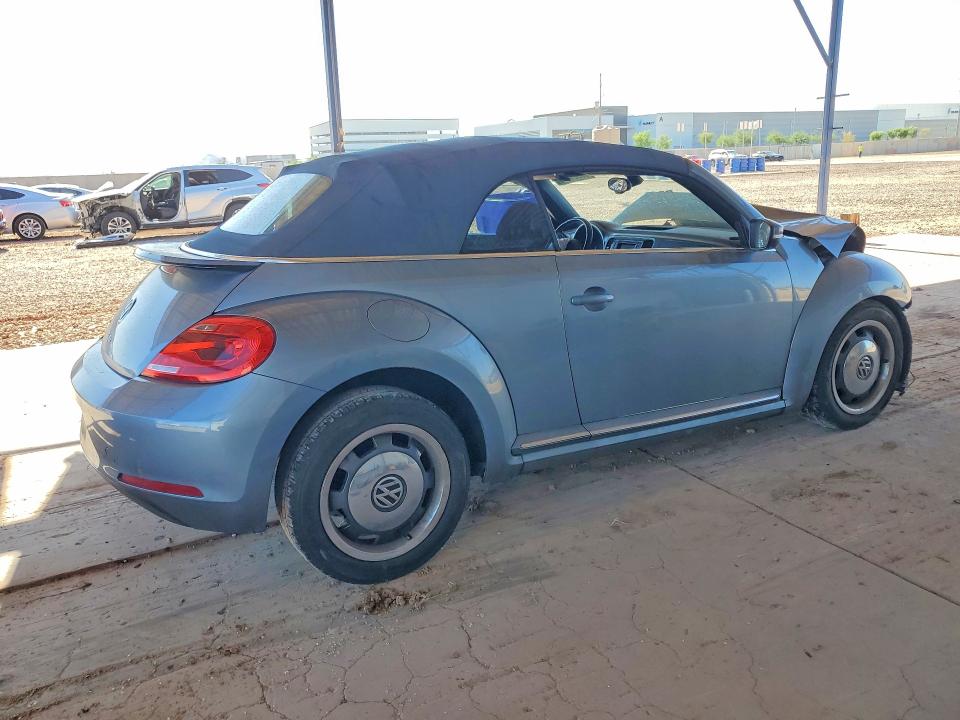 Photo 3 from auction – 2016 VOLKSWAGEN BEETLE with VIN 3VW517AT9GM821249