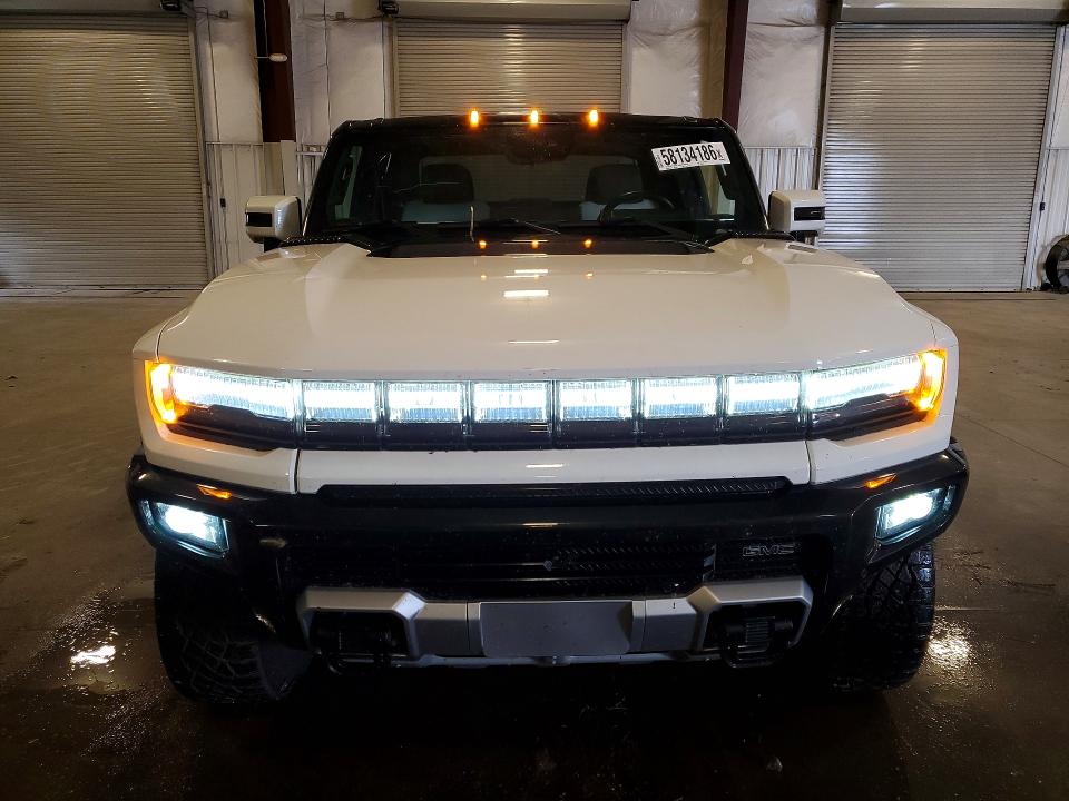 Photo 5 from auction – 2023 GMC HUMMER PICKUP with VIN 1GT40FDA2PU101034