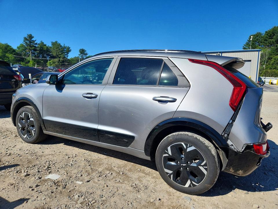 Photo 2 from auction – 2025 KIA NIRO with VIN KNDCR3L19S5134696