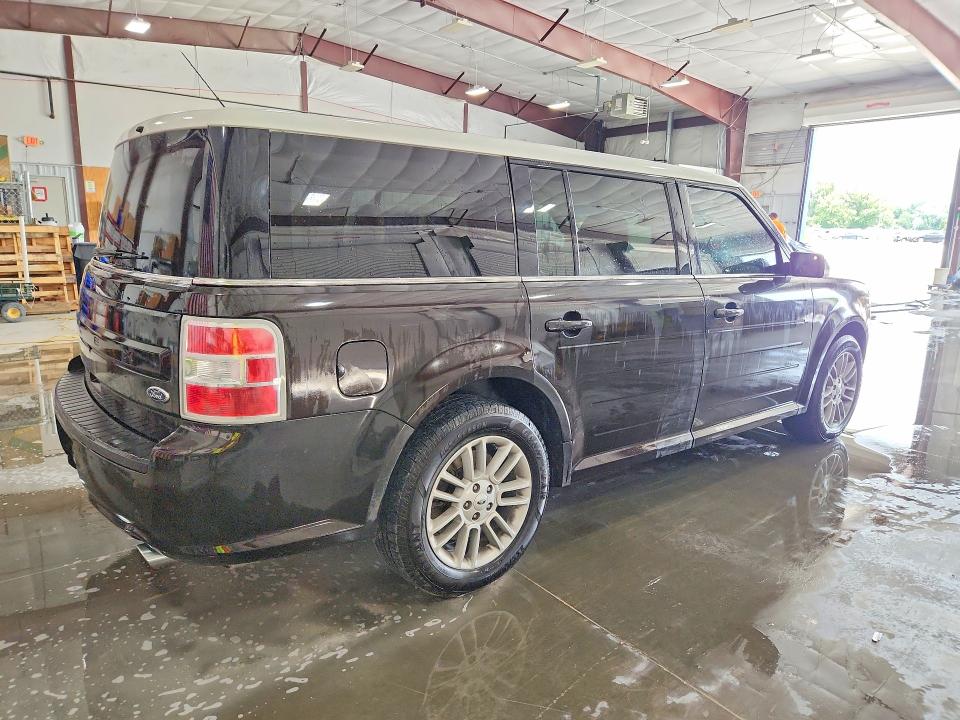 Photo 3 from auction – 2014 FORD FLEX with VIN 2FMGK5C86EBD17953