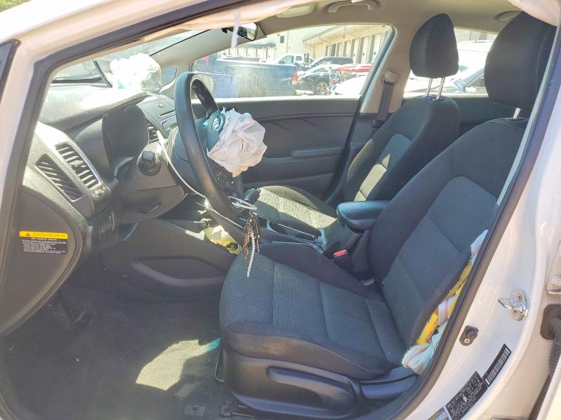 Photo 7 from auction – 2018 KIA FORTE with VIN 3KPFK4A74JE175545