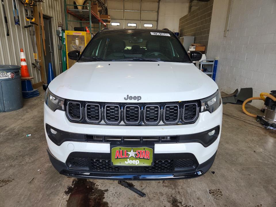 Фото 5 с аукциона – 2024 JEEP COMPASS с VIN 3C4NJDBN1RT130789