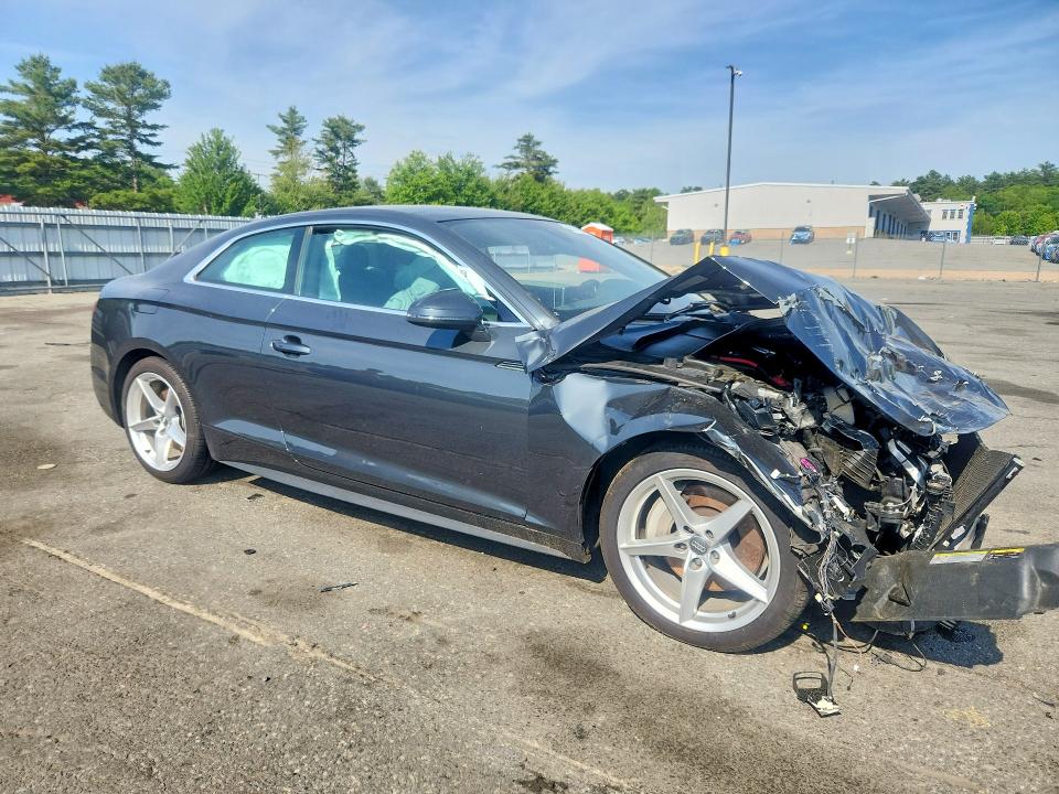 Photo 4 from auction – 2019 AUDI A5 with VIN WAUTNAF58KA027822