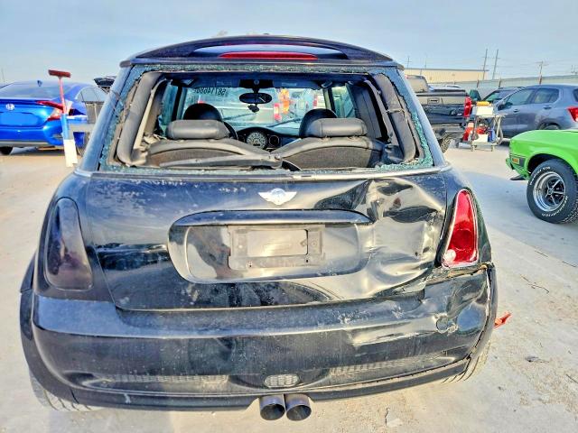 صورة رقم 6 من المزاد - 2006 MINI COOPER مع VIN WMWRE33556TN25707