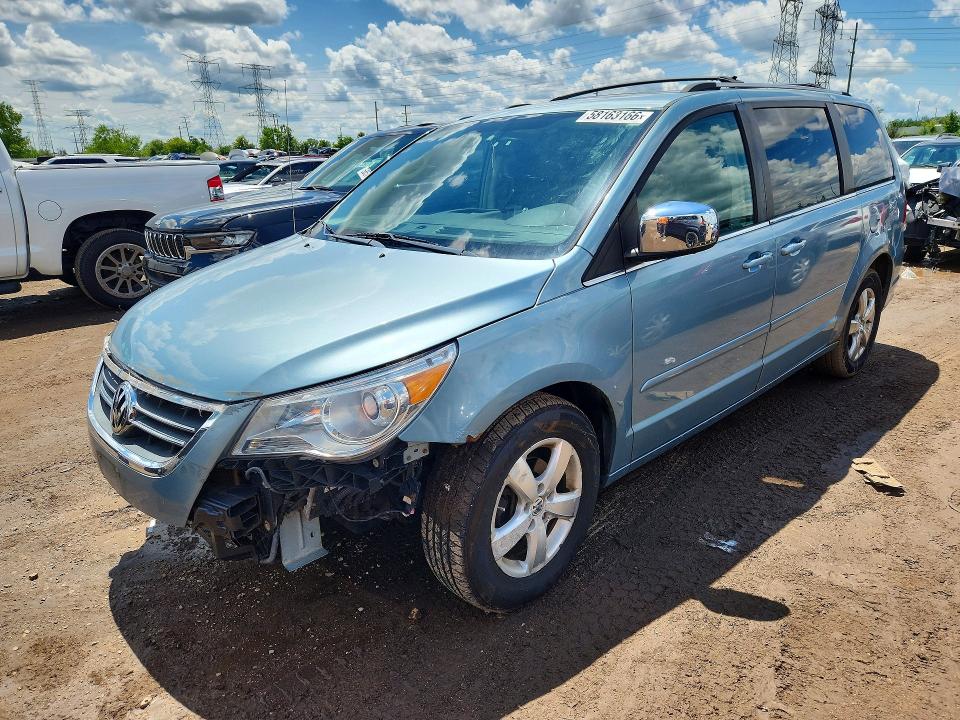2009 VOLKSWAGEN ROUTAN