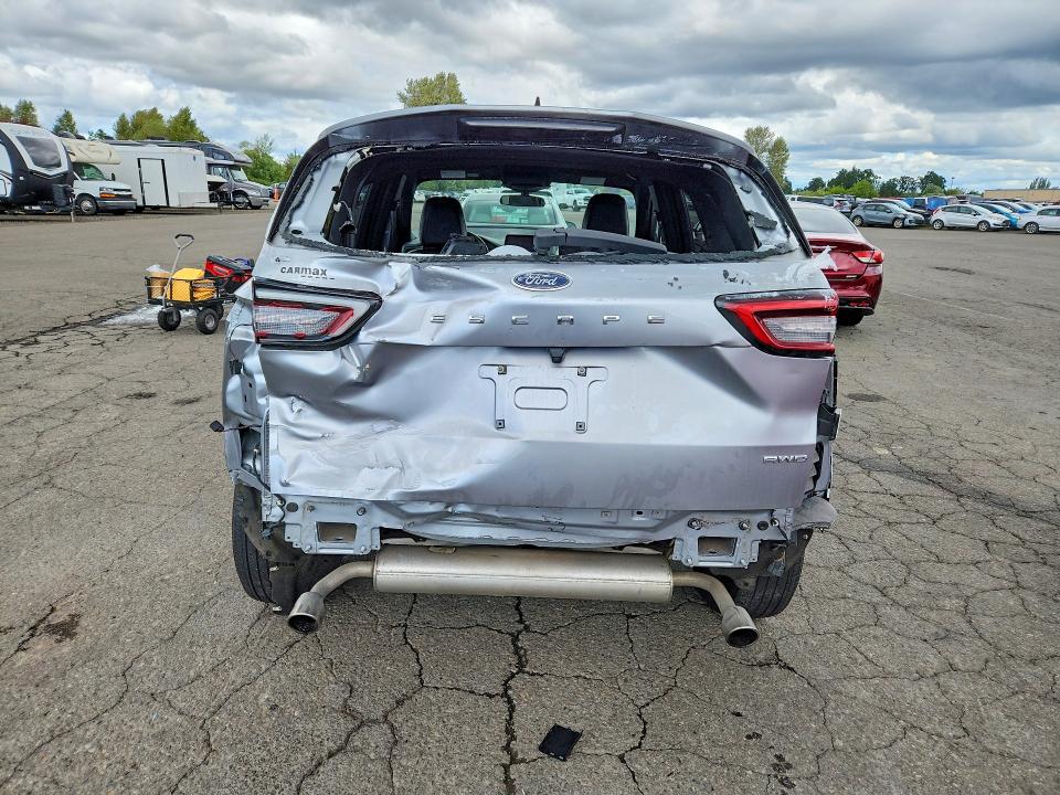 Photo 6 from auction – 2023 FORD ESCAPE with VIN 1FMCU9MN4PUA34176