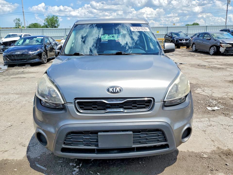 Photo 5 from auction – 2013 KIA SOUL with VIN KNDJT2A52D7624011