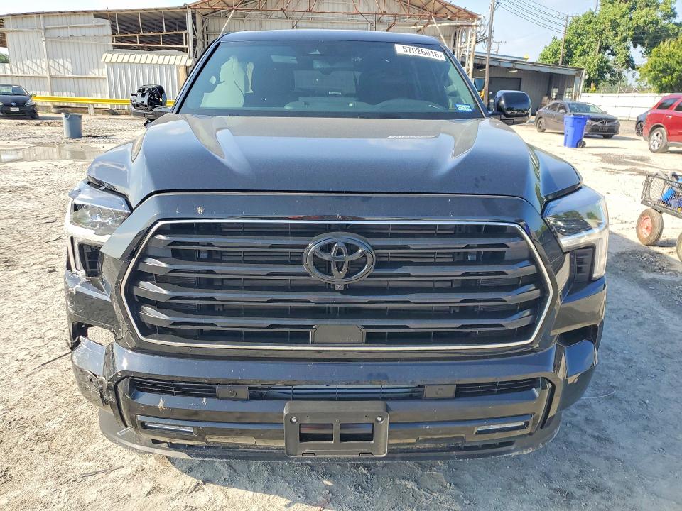 Photo 5 from auction – 2026 TOYOTA SEQUOIA with VIN 7SVAAAAA3TX004849