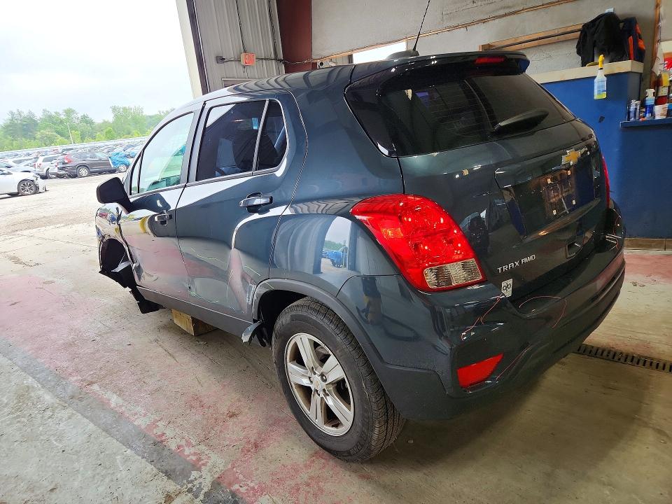 Photo 2 from auction – 2021 CHEVROLET TRAX with VIN KL7CJNSB2MB350291
