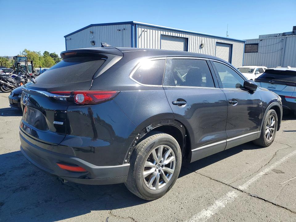 Photo 3 from auction – 2018 MAZDA CX-9 with VIN JM3TCBCY6J0214176