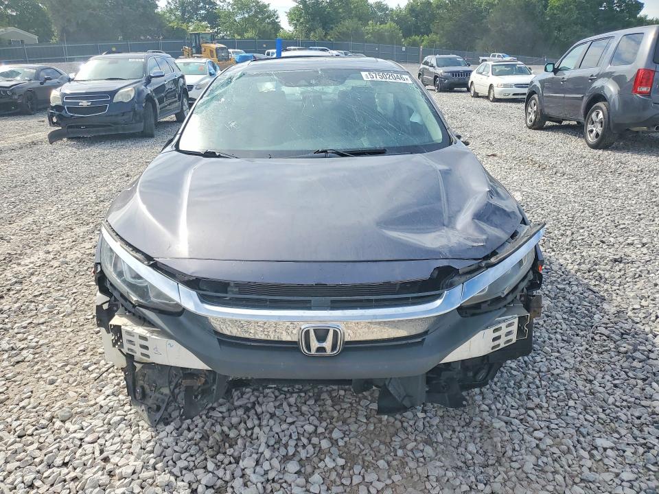Photo 5 from auction – 2017 HONDA CIVIC with VIN 2HGFC2F87HH014156