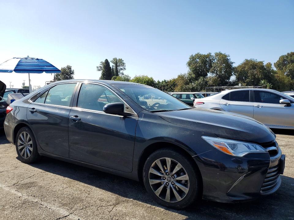 Photo 4 from auction – 2016 TOYOTA CAMRY with VIN 4T1BK1FKXGU030526