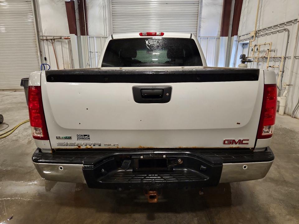 Zdjęcie 6 z aukcji – 2010 GMC SIERRA z VIN 3GTRKVE38AG102743