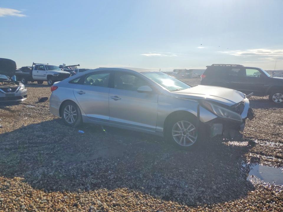 Photo 4 from auction – 2015 HYUNDAI SONATA with VIN 5NPE24AF4FH001481