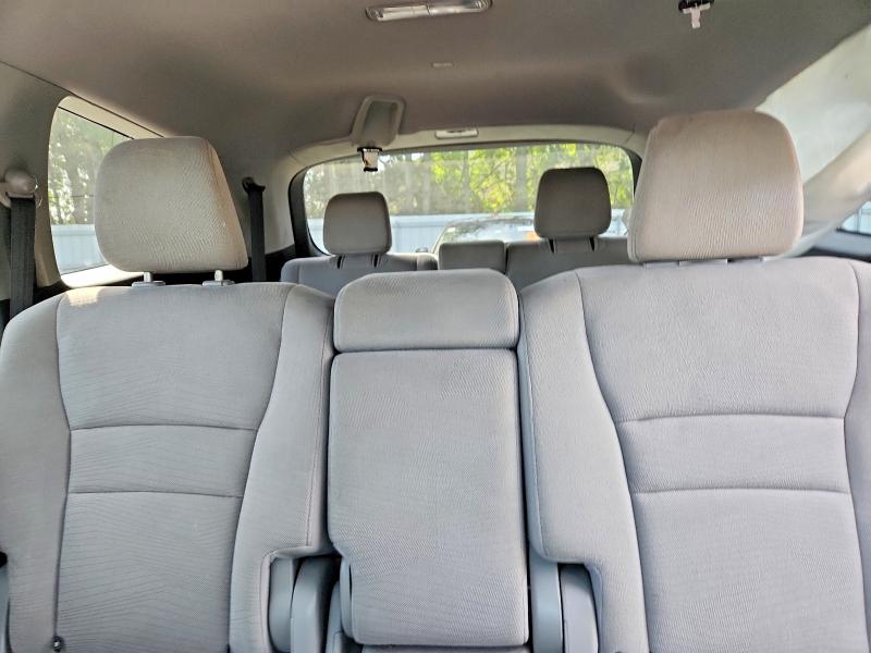 Photo 10 from auction – 2018 HONDA PILOT with VIN 5FNYF6H19JB068611