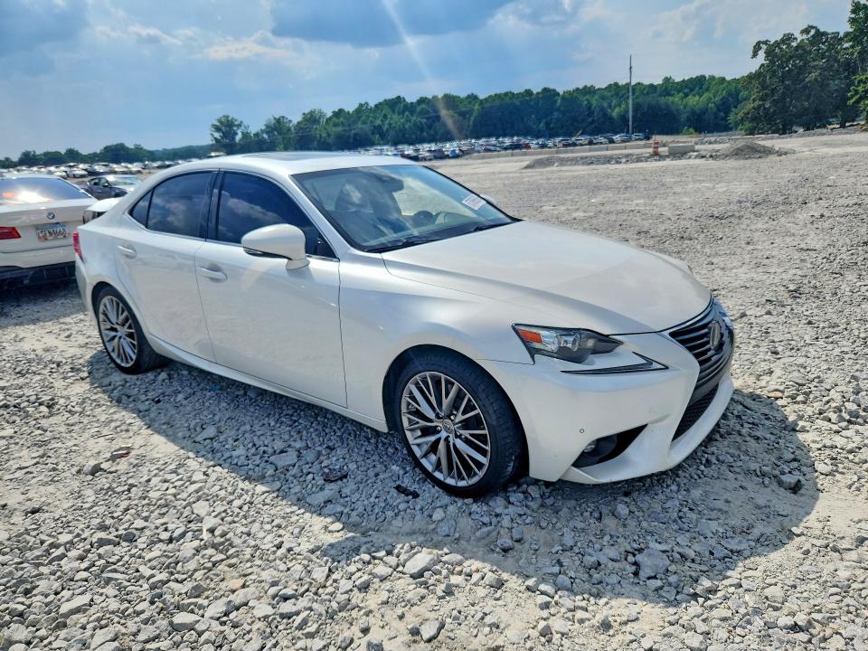Foto 4 de la subasta – 2016 LEXUS IS con VIN JTHBA1D21G5037738