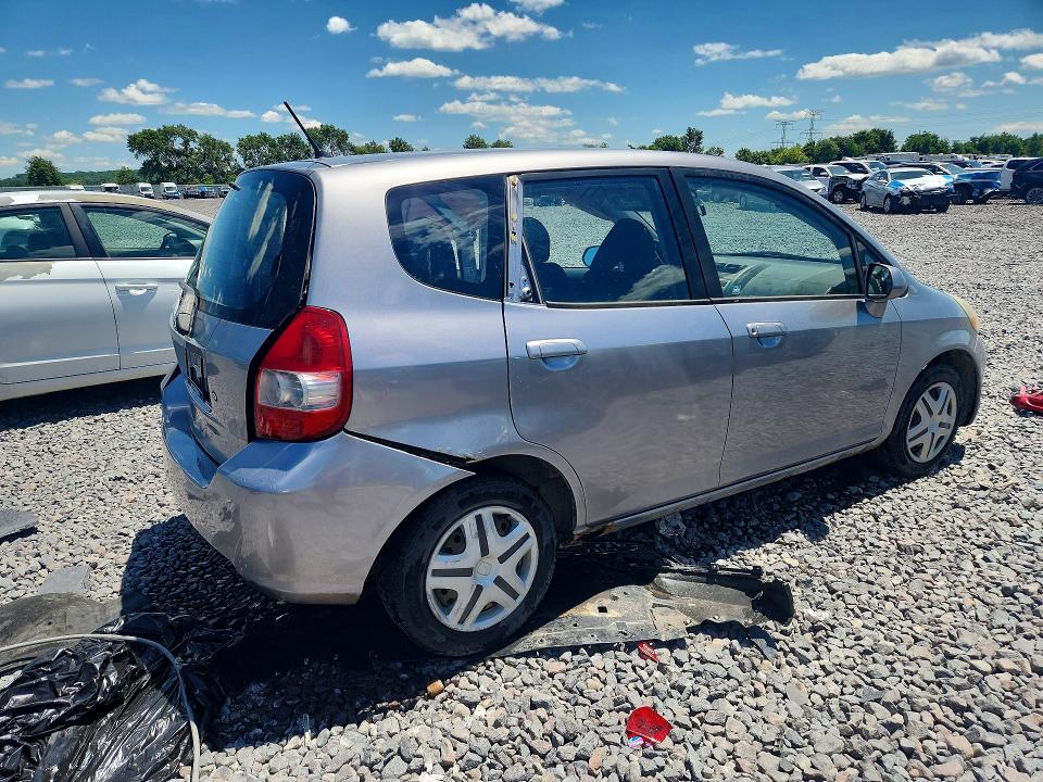 Photo 3 from auction – 2007 HONDA FIT with VIN JHMGD384X7S050719